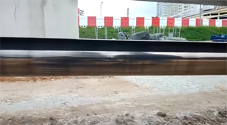 Hidraulinio cilindro stūmoklio strypo spalvos pasikeitimo priežasčių analizė